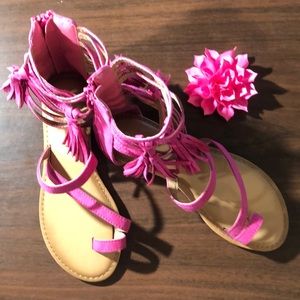 4/$20 ✅ NEW PINK-SUEDE Sandals! Really Cool!